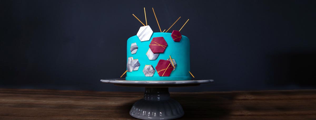 Fondanttorte einem modernen Design