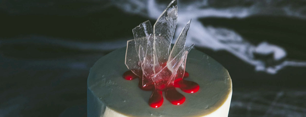 Halloween Faultline Cake Detail